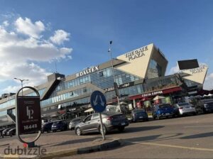 5,000,000 ج.م استلم دلوقتي محل جاهز للبيع – دور اول – مساحة 53 متر في اكبر مول مبني في الشيخ زايد