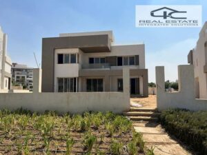 45,000,000 ج.م للبيع فيلا مستقلة متشطب بالتكيفات و المطبخ ب حمام سباحة خاص 420 م استلام فوري في هايد بارك التجمع الخامس hyde park new cairo