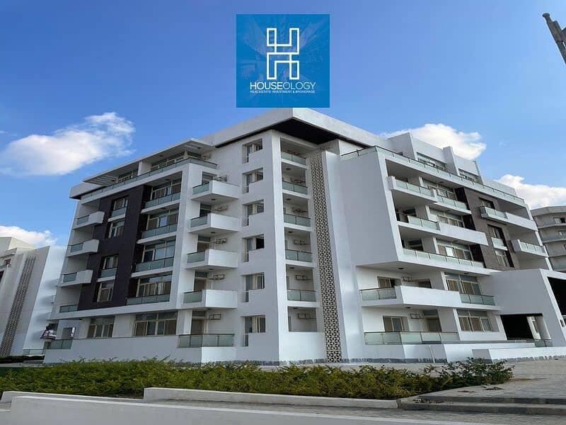 استلام فوري بالتقسيط علي 10 سنين في ارقي كمبوندات العاصمه الاداريه الجديده شقه 3 غرف متشطبه بالكامل جاهزه للمعاينه و السكن الفوري 0