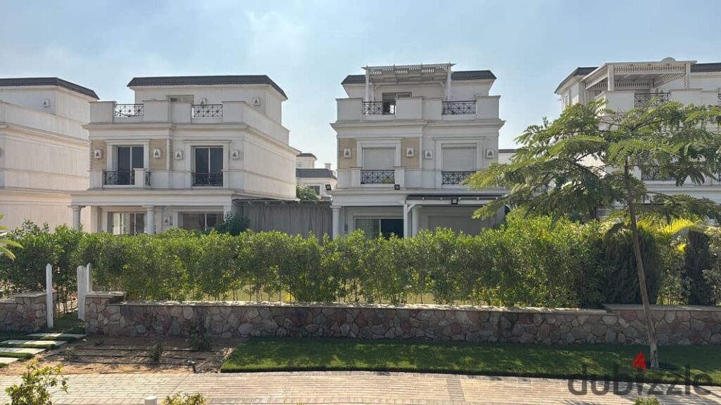 للبيع استند الون 275م ماونتن فيو ام في 4 متشطبه بكامل استلام فوري بمقدم 5% فقط واقساط تصل الي 10 سنوات 0