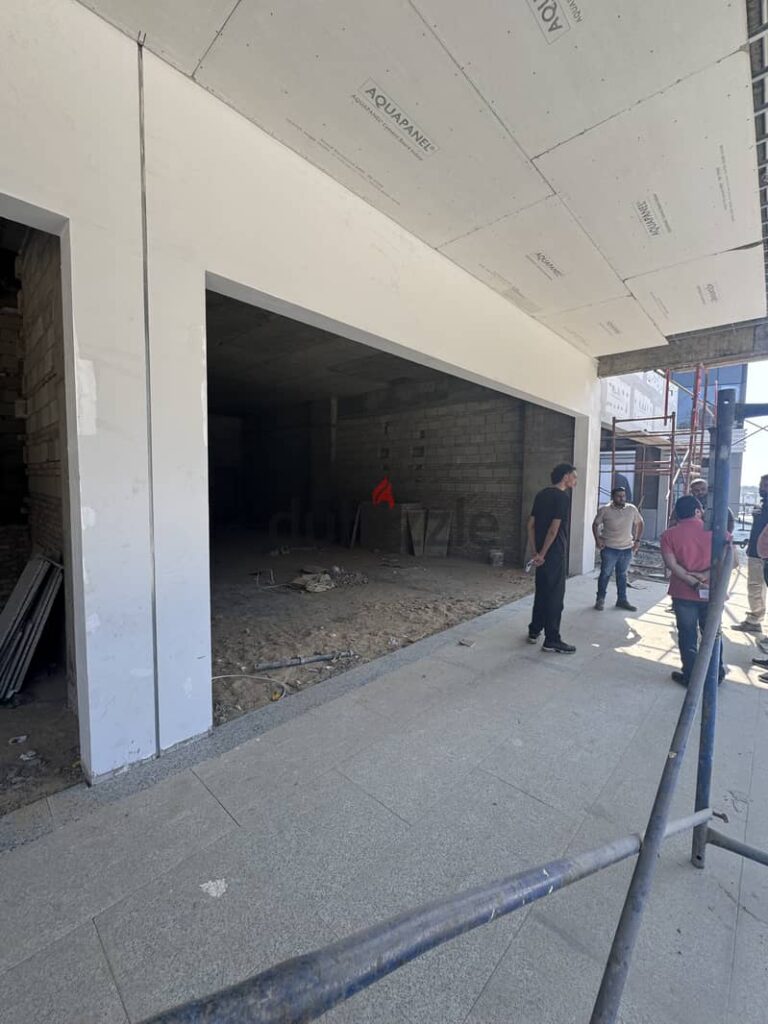 محل للبيع  140م - مول 3sixty  - التجمع الخامس - من المالك بدون وسيط 0