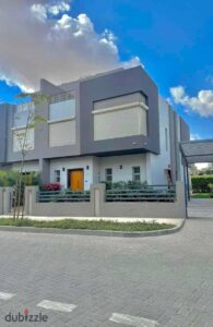 12,900,000 ج.م استلم فوراً اخر تاون “corner”في كومبوند ETapa بجوار الربوه بيفرلى هيلز