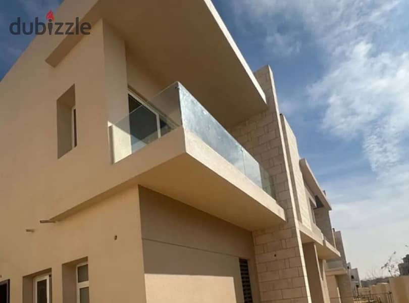 تاون هاوس جاهز للسكن باقي قسط في تاوني بجوار نيو جيزة 0