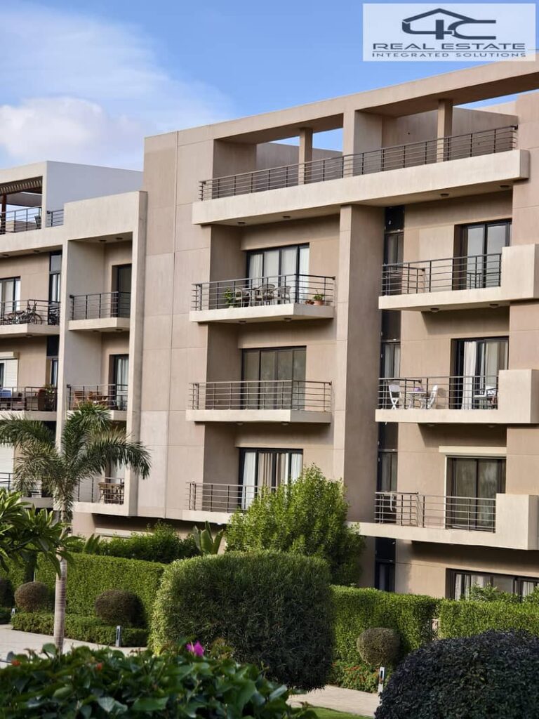 استلم شقتك متشطبه فورى باكبر مساحه واقل سعر في اميز لوكيشن  في كمبوند فيفث سكويرfifth square new cairo، التجمع الخامس بالقرب من مديتني والرحاب 0