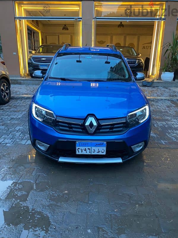 رينو سانديرو ستيب واى 2019 0