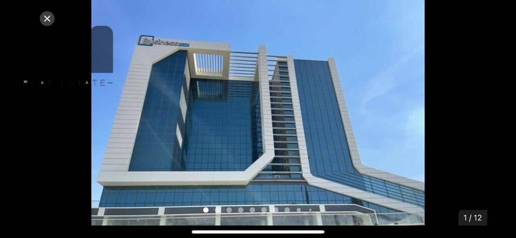 مكتب للإيجار – بيزنس بلس، القاهرة الجديدة تشطيب كامل وفي موقع مميز على شارع التسعين الشمالي 0