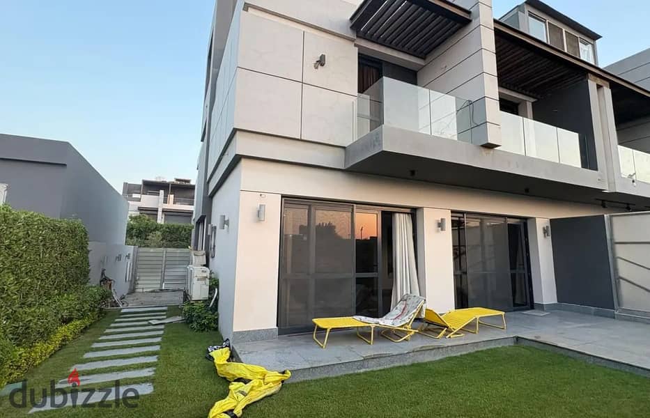 توين هاوس جاهز للسكن بسعر مميز في باتيو زهراء  في قلب الشيخ زايد بجوار الربوة مباشرة 0