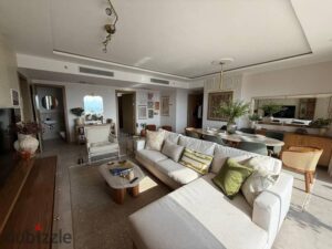 استوديو مميز للبيع في ابراج زيد الشيخ زايد – متشطبه + التكيفات و المطبخ جاهز للمعينه 3,250,000 ج.م