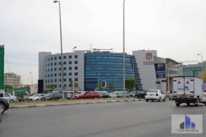 مكتب إداري للإيجار 122 متر بموقع متميز جدا علي التسعين الجنوبي التجمع الخامس القاهرة الجديدة 134,200 ج.م