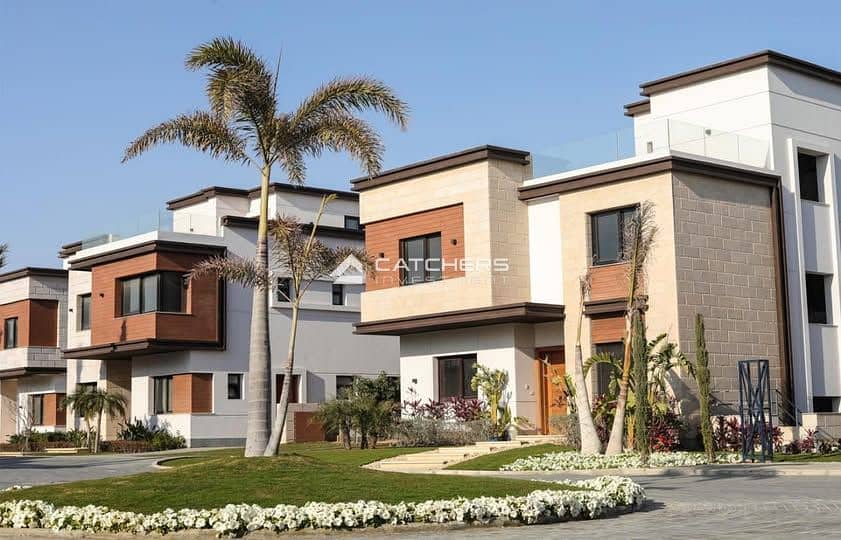 عرض خاص ! اخر فيلا تاون هاوس كورنر استلام فوري بسعر مميز في كمبوند ازار التجمع الخامس الجولدن سكوير بجوار ميفيدا ، هايد بارك جاهز للمعاينة الفورية 0