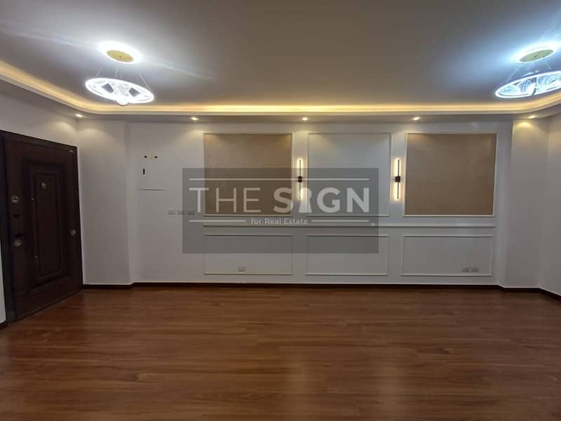 شقة للبيع تشطيب كامل لوكيشن مدينتى. . 0