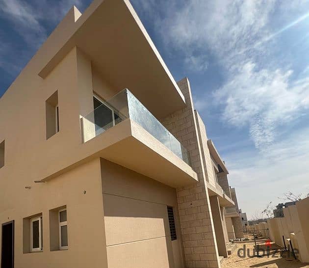 استلم فوري توين هاوس في تاوني من هايد بارك خلف جولف اكستنشن بالم هيلز وبجوار نيو جيزة 0