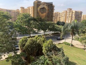 شقة لقطة ومميزة للغاية للبيع شامل النادى نموزج300 مساحة 175 متر فى B1ارقى مراحل مدينتى 8,250,000 ج.م