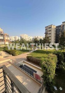 فرصة نادرة لامتلاك وحده فاخرة في أرقى مراحل مدينتي – B8 المساحة: 148م التقسيم الداخلي: 3 غرف نوم + 2 حمام Wide garden view Prime location minutes الخدمات – Banks complex -the spine تشطيب الشركه الداخلى مع إضافه بعض التعديلات تقع في أحد أرقى مجمو 9,000,000 ج.م