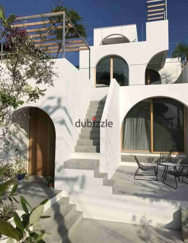 فيلا للبيع في الجونه على المارينا جاهز للاستلام و للمعاينةبحمتم سباحه خاص و جراج خاص لعربيتين بسعر متخفض و في خصم كويس جدا  • نوع الوحدة: تاون هاوس • المساحة: 192م² • الموقع: الجونة – البحر الأحمر • الحالة: جاهزة للمعاينة  مميزات المشروع:  موقع مميز في قل 0