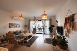 شاليه بحري للبيع متشطب ومفروش بالكامل في مارينا مراسي بإطلالة مفتوحة، وموقع مميز داخل مراسي بالساحل الشمالي 19,000,000 ج.م