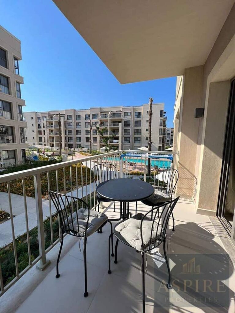 ستوديو للبيع على حمام السباحة اقل من سعر السوق 0