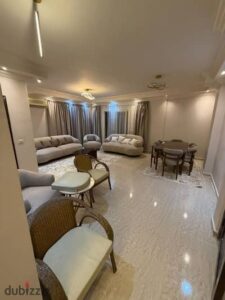 17,000,000 ج.م عيادة متشطبة للبيع بموقع مميز في بارك ستريت الشيخ زايد