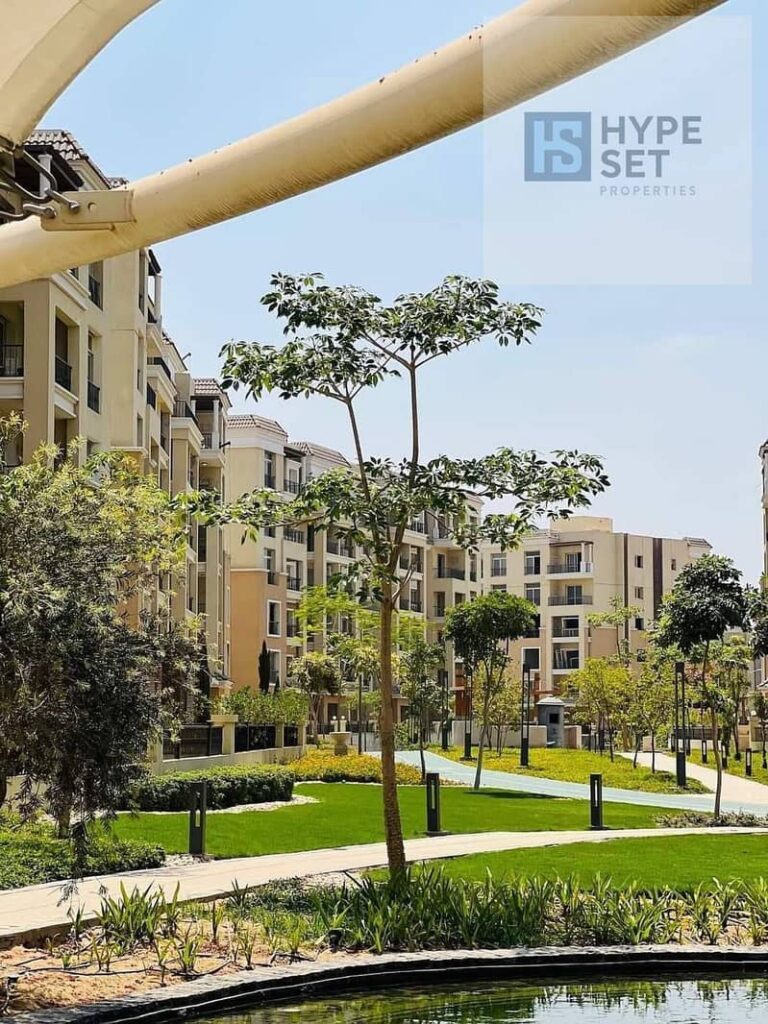 شقه برايم لوكيشن  3 غرف للبيع في كمبوند سراي سور بسور مع مدينتي و علي طريق السويس دايركت 0