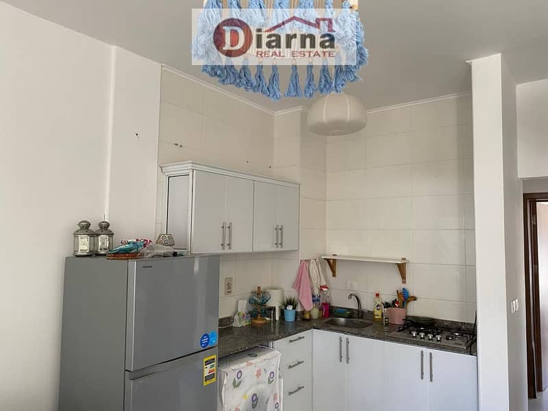 الشاليه مكيف بالكامل  تشطيب كامل  البيع بالفرش والاجهزه للبيع بقريه امواج الساحل الشمالي 0