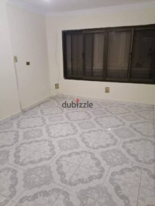 شقة قرب من الحديقة الدولية مدينة نصرالمنطقة الثامنة خلف مبنى مصر للطيران عباس العقاد للايجار 13,000 ج.م