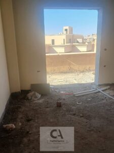 شقه للبيع استلام فوري في التجمع الخامس في اللوتس الشماليه كامله المرافق ثاني نمره من شارع النوادي علي بعد دقائق من الجامعه الامريكيه فيو مميز * EL LO 5,200,000 ج.م