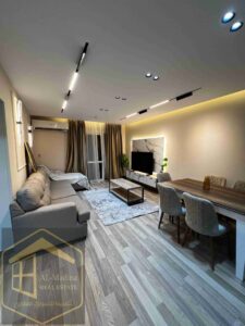 50,000 ج.م من ارقي الشقق بمدينه الرحاب بفرش فندقي و تشطيبات سوبر لوكس