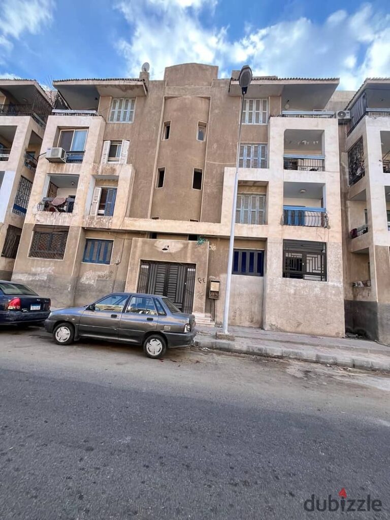 شقة ١٠٠ متر في مدينة العبور  اسكان الشباب المربع الذهبي 0