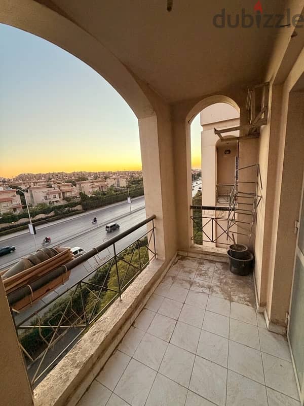 الرحاب ٩٠ متر ٣ غرف فيو فلل موقع مميز 0