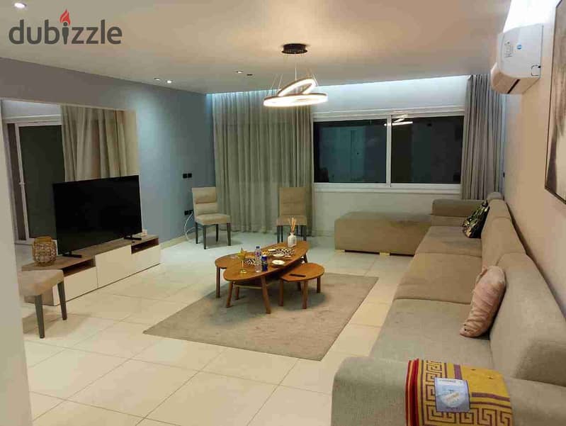 شقة فندقيه مفروشة تشطيب فندقي للسكن الراقي والمميز بالدقي 0