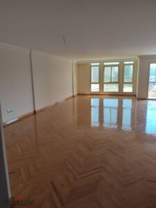 شقه للبيع 120 م سموحه كومباوند جرين تاورز / بموقع متميز / الترا لوكس / باكيه جراج 3,500,000 ج.م