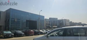 مبني إداري / مول تجاري في شارع البنوك برخصه تجاري للبيع من اامالك 650,000,000 ج.م
