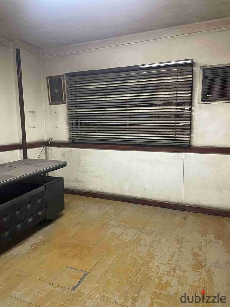 مكتب للايجار في شارع الدوايدار الرئيسي ارضي مرتفع 0