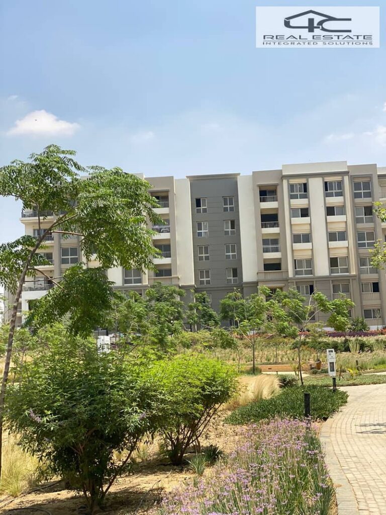 شقة بجاردن للبيع  199م  استلام فوري لوكيشن مميز فيو على لاند سكيب في هايد بارك التجمع الخامس القاهرة الجديدة بجوار ميفيدا و ماونتن فيو اي سيتيHydepark 0