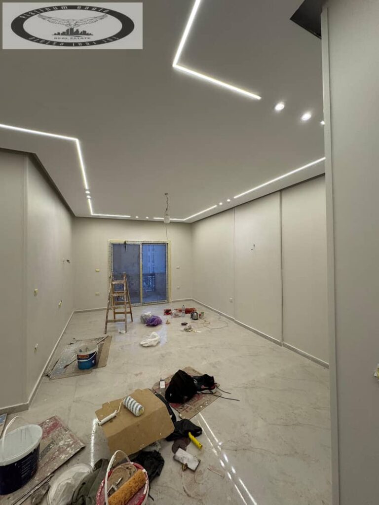 شقة للايجار التجمع كمبوند بارادايس بالقرب من الجامعه الامريكيه والتسعين  اول سكن  تشطيب التراسوبر لوكس 0