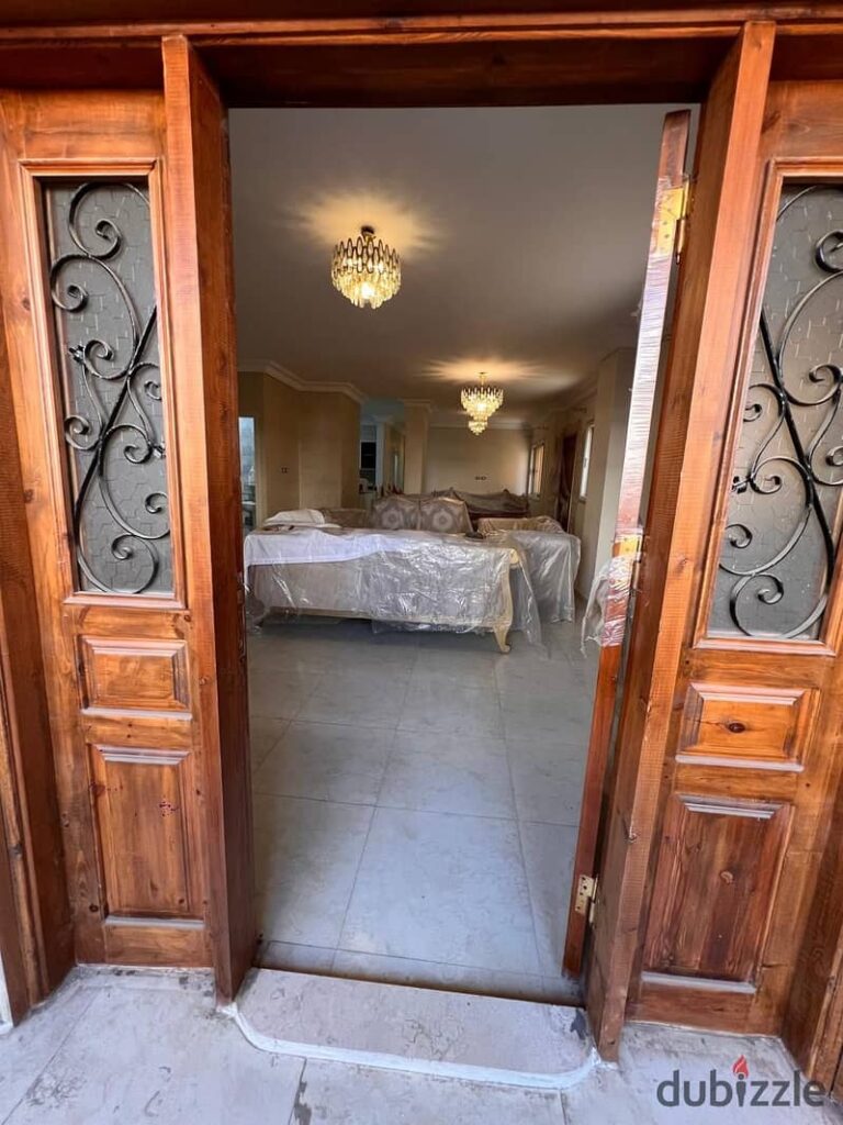 شقة متشطبة في القرنفل بجاردن بسعر جميل 0