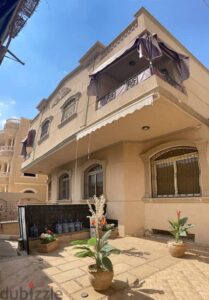 للبيع فيلا توين هاوس مدينة العبور – بالحى الخامس مسجلة بالشهر العقارى 12,500,000 ج.م