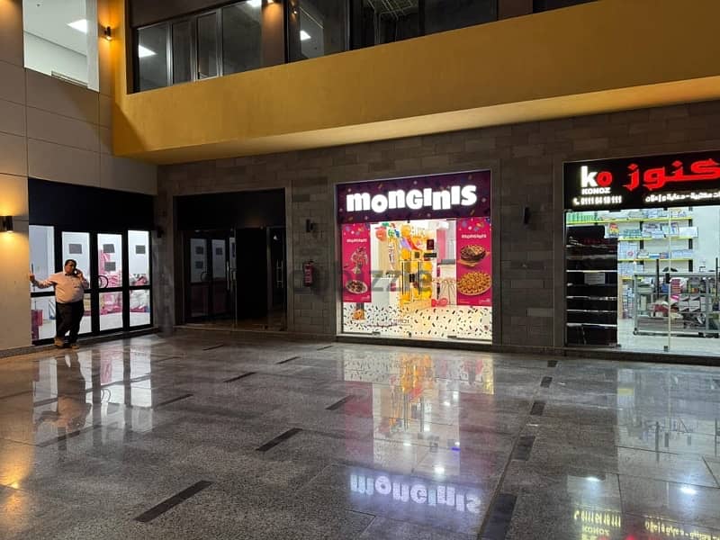 محل للبيع بعائد ايجاري من اول شهر استلام فوري 0