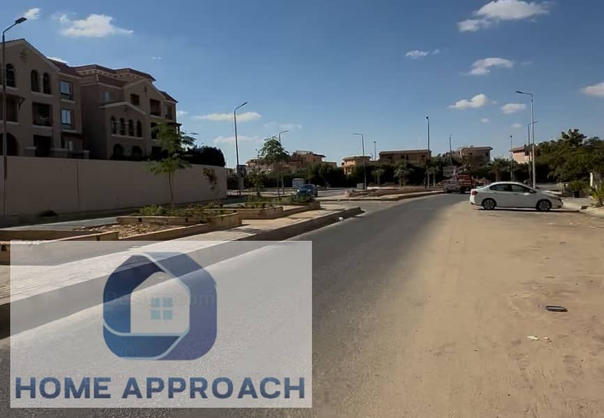 شقة للبيع بالشروق، المنطقة السادسة، 143م، بالدور الثاني، واجهة خلفية بحرية، نصف تشطيب، مع حصة بالجراج، خلف كومباوند المعادي فيو ومسجد عهد الأحبة. 0