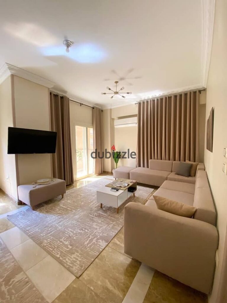 افضل سعر شقة 3 غرف نوم مفروشة بالكامل بالقاهرة الجديدة 0