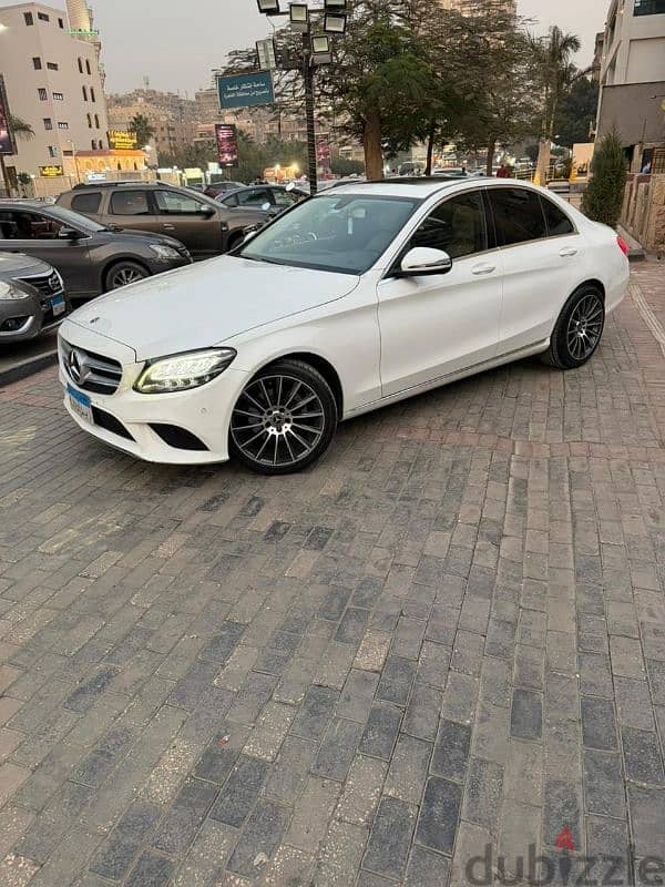 مرسيدس بنز سي 200 2019 0
