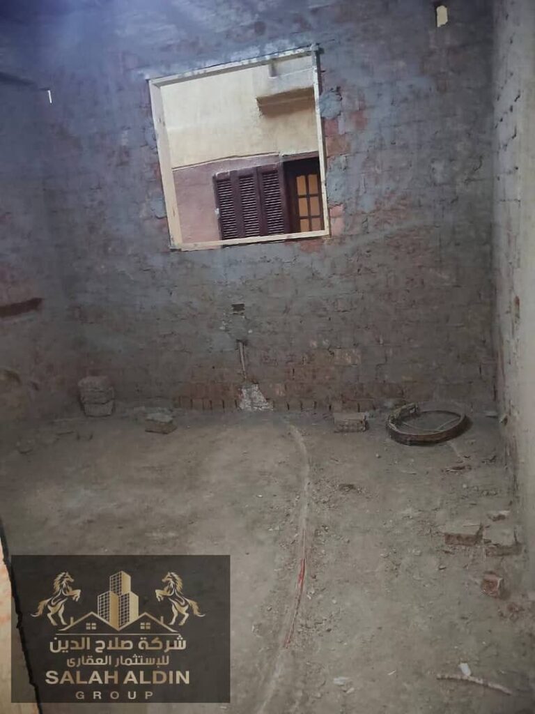 شقة للبيع طوب أحمر  في فيصل بالقرب من مدرسة سعودي للغات و بالقرب من سلم دائري حي الهرم جانبي بالقرب من محور عمرو بن العاص الجديد   برج جديد مرخص 0