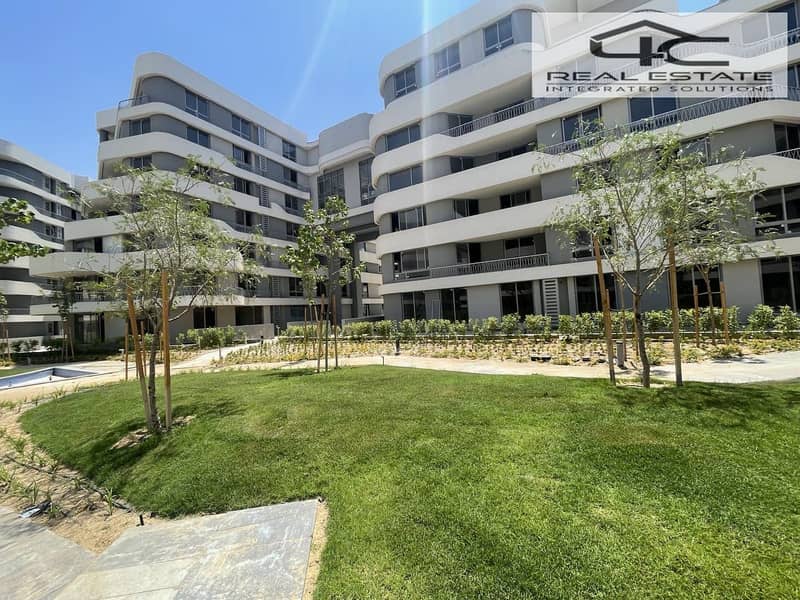 شقة للبيع في bloomfields القاهرة الجديدة، 240م  استلام فوري في المستقبل سيتي بلوم فيلدز ، بالقرب من سراي 0