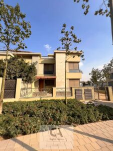 توين هاوس للبيع في فيليت سوديك التجمع الخامس * ريسيل * استلام فوري مع دفع اقساط متساويه في قلب الجولدن اسكوير بفيو علي التسعين مباشرة | Villette Sodic 33,811,000 ج.م