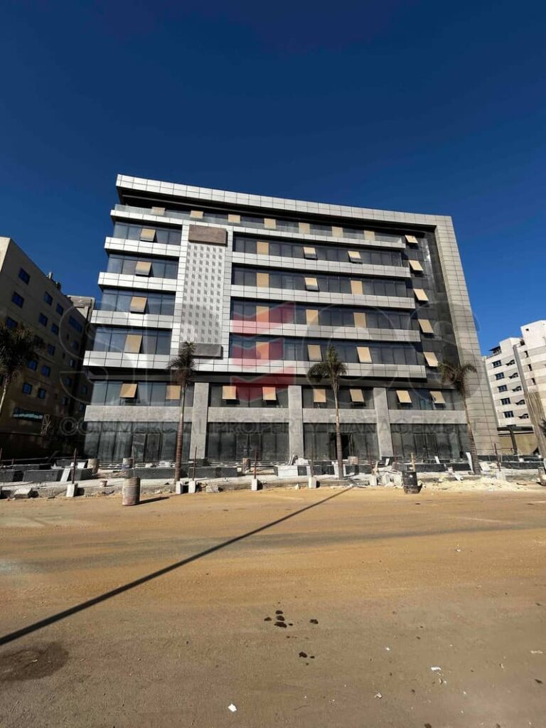 مكتب / مبنى إداري كامل للإيجار في منطقة التجمع - شارع ال 90  - القاهرة الجديدة  | HQ Ready for Multinational  Companies – 11,800 m² 0