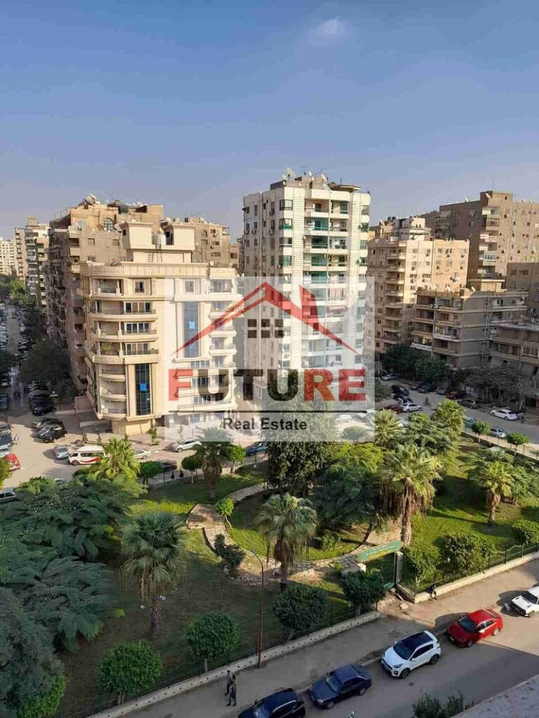 للبيع شقه بمدينه نصر المنطقة السادسه 0