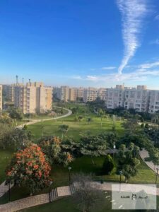 للبيع كاش شقة 200م 4 غرف مدينتي B11 على أكبر وايد جاردن وعلى Spine Mall مطلوب 9 مليون و 700 9,700,000 ج.م