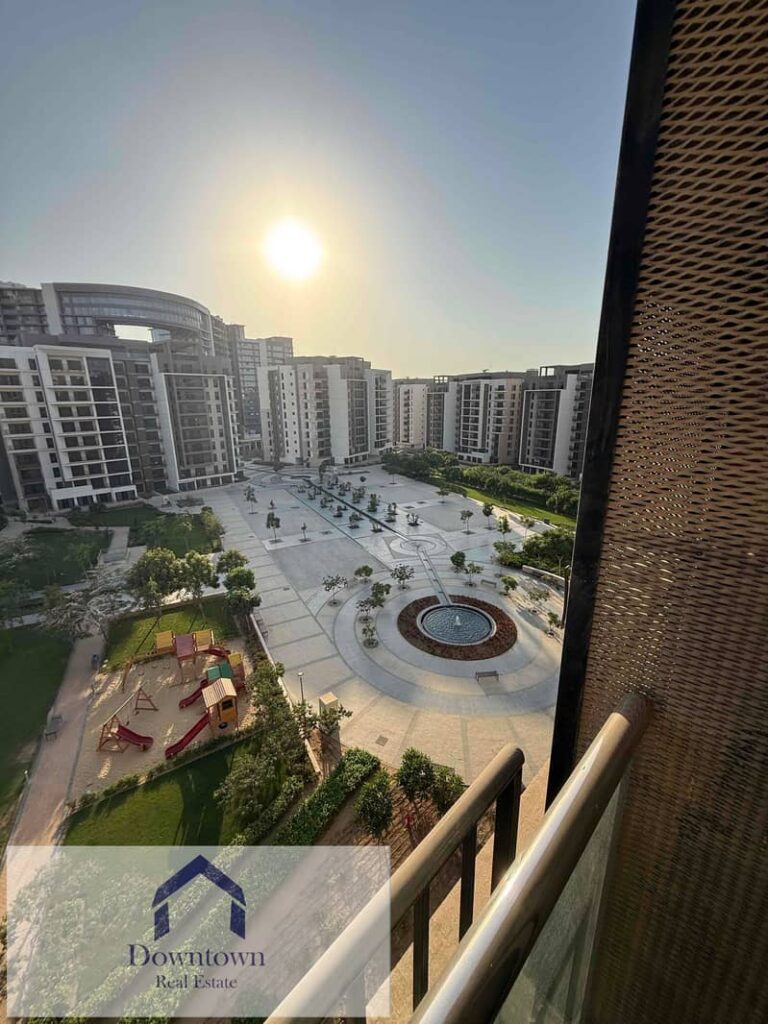 شقه للايجار في الشيخ زايد(sheikh zayed) كمبوند زد ويست (zed west)  مفروشه بالكامل / مساحه(٢٥٤ متر) / ٤ غرف /٥ حمام/ غرفه ناني بحمام/ الدور السابع / 0