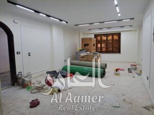 شقة للايجار اداري في تقسيم اللاسلكي 300م ارضي مدخل خاص 35,000 ج.م