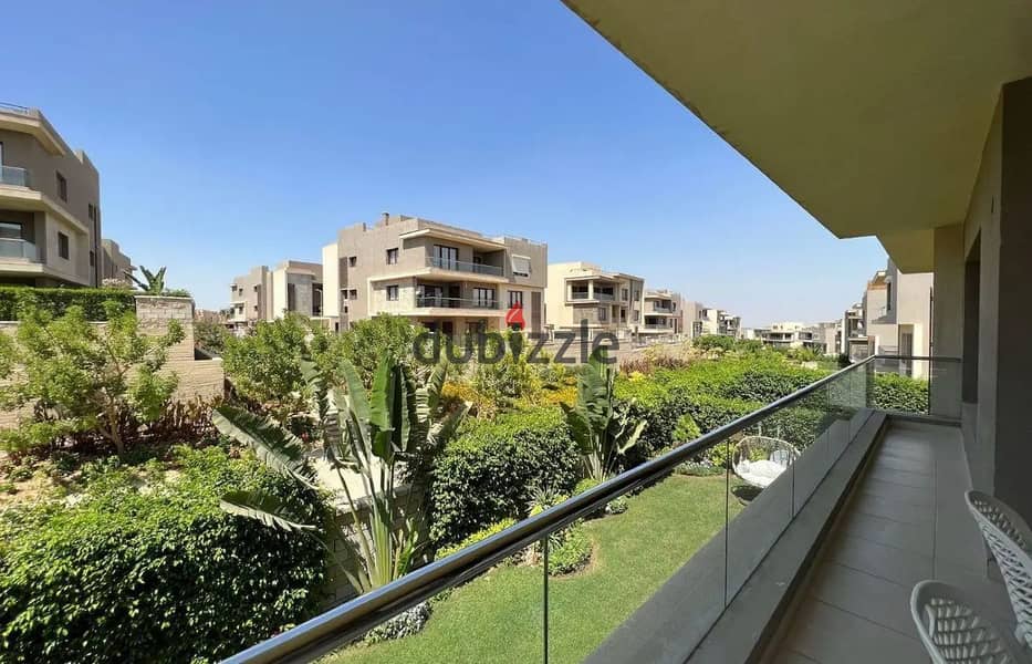 شقة بالجاردن متشطبة بالكامل في بيراميدز هايتس Pyramids Heights بجوار نيو جيزة 0